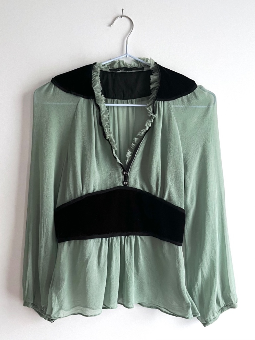Vintage Marc Jacobs silk blouse in mint chiffon with velvet detail - Size XS